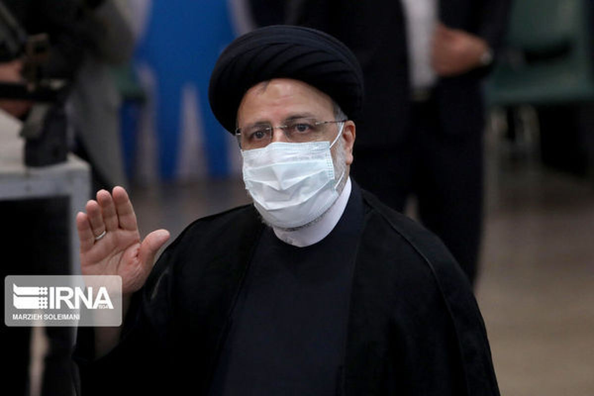 رئیسی آبادان را به مقصد تهران ترک کرد