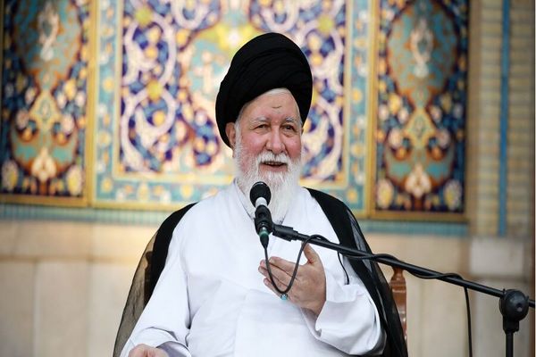 علم الهدی: پیروزی انقلاب اسلامی با امداد غیبی رقم خورد