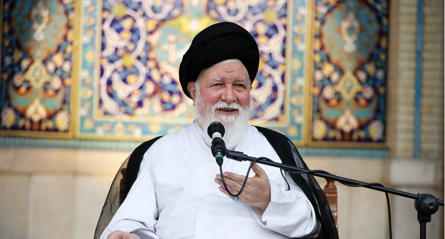 علم الهدی: پیروزی انقلاب اسلامی با امداد غیبی رقم خورد