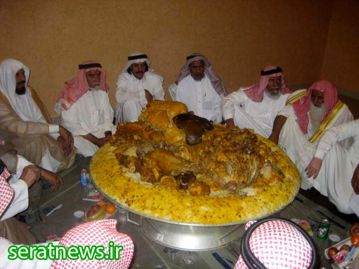 وقتی سفره غذای اعراب پر می‌شود