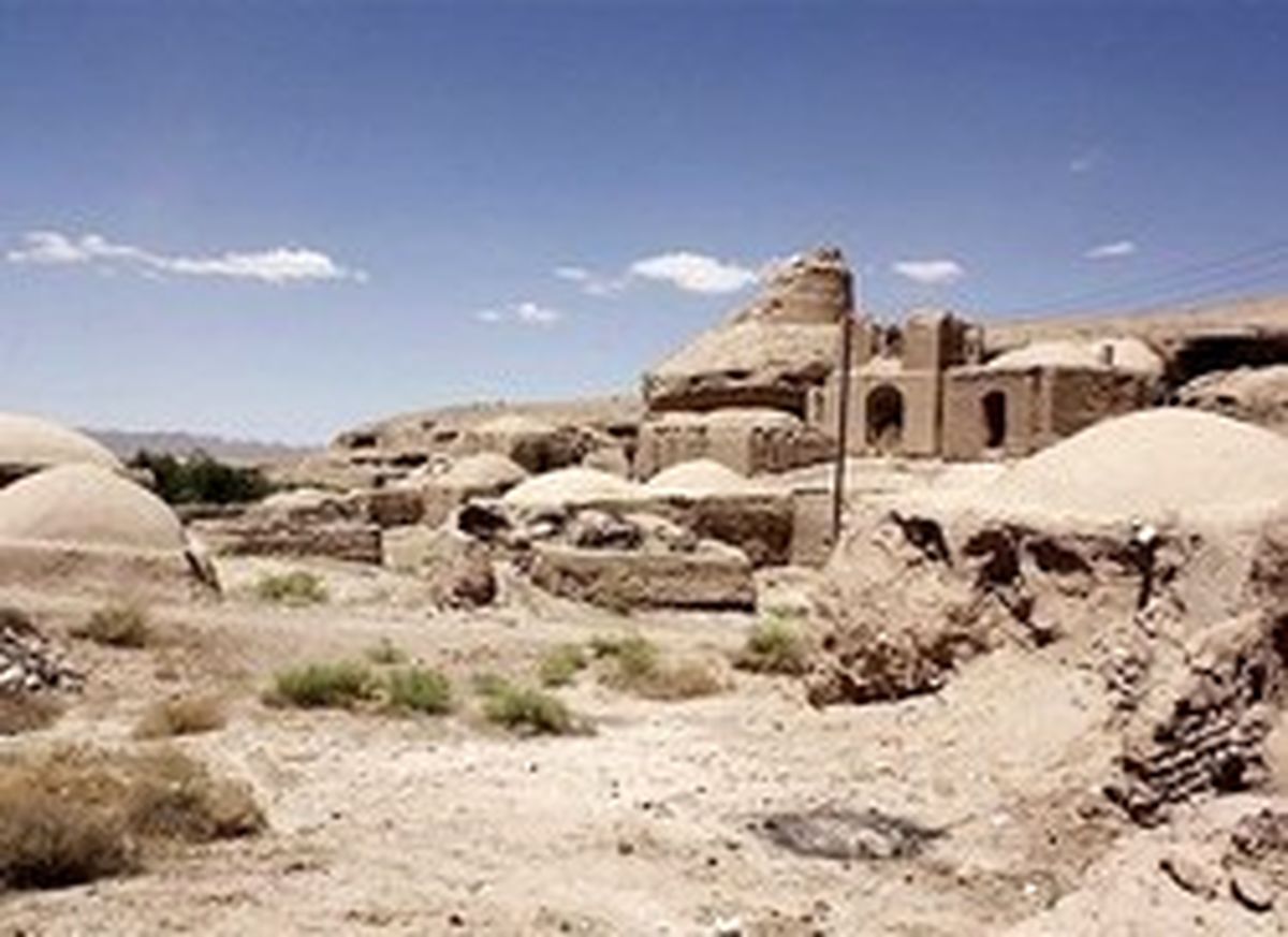 درپی زلزله کرمان، یک برج تاریخی فرو ریخت +تصاویر