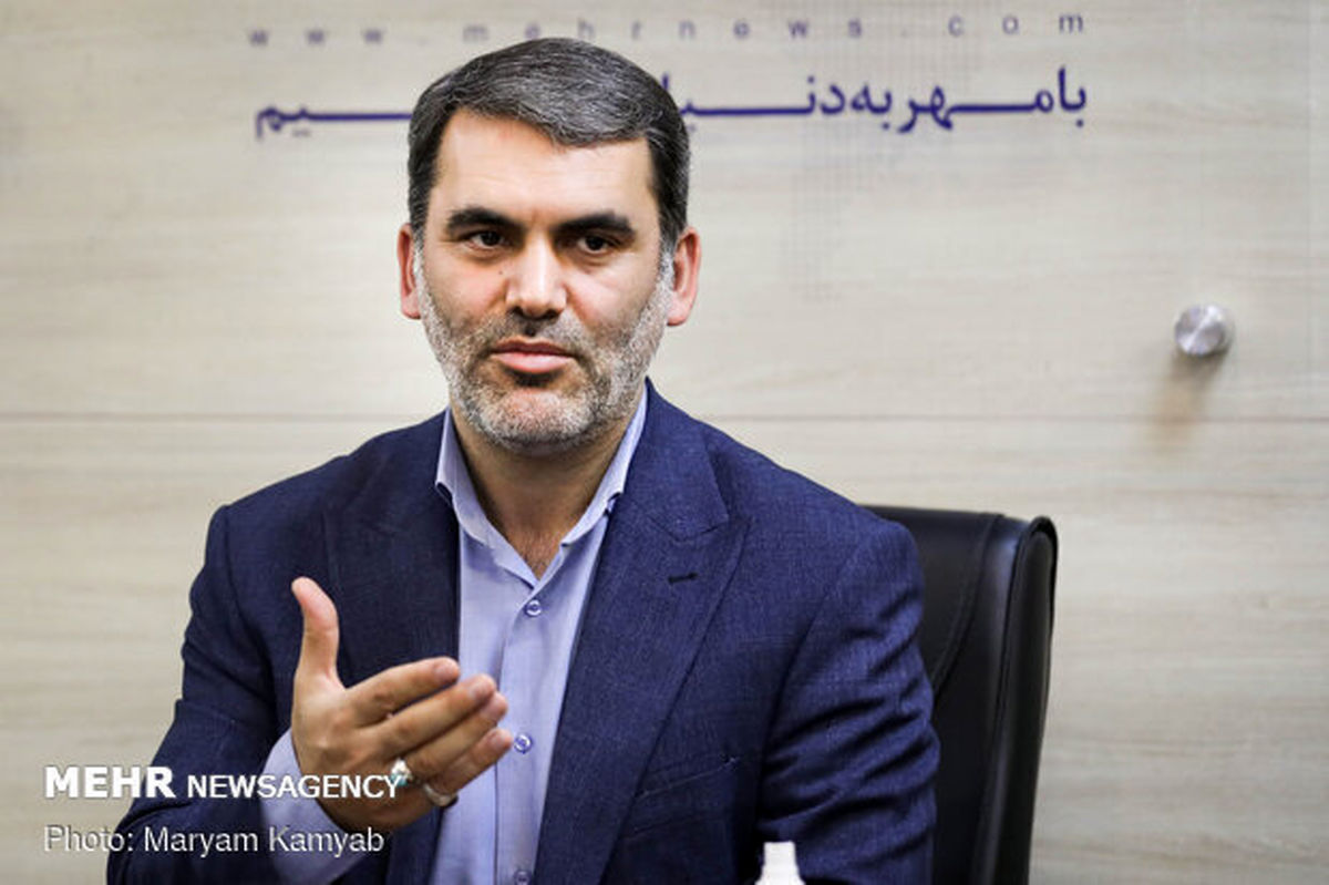 نماینده مجلس: ۳برابر فروش نفت، حقوق می‌دهیم