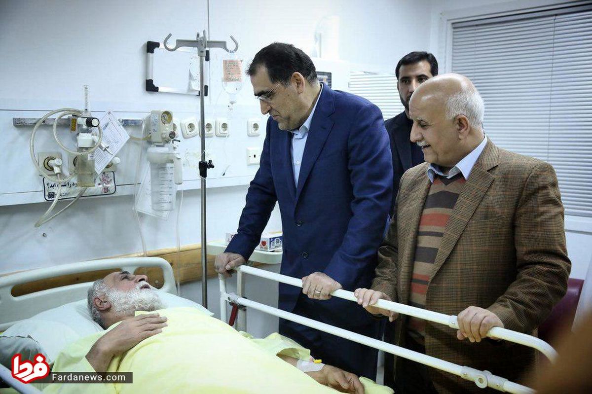 وزیر بهداشت به عیادت ناطق نوری رفت +عکس