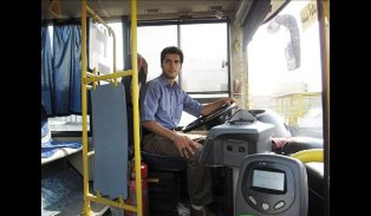 راننده با وجدان ۳۰۰ میلیون را بازگرداند