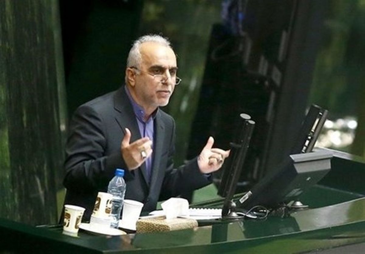 وزیر اقتصاد: باید از سیاستهای اقتصادی زمان جنگ الگو بگیریم