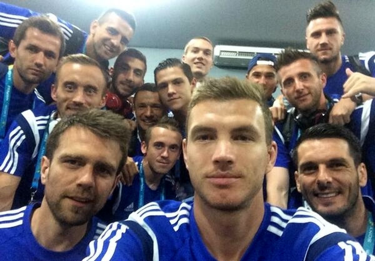 سلفی بازیکنان حریف ایران/عکس