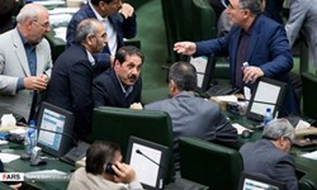 بررسی پرونده شکایت دولت از چند نماینده مجلس