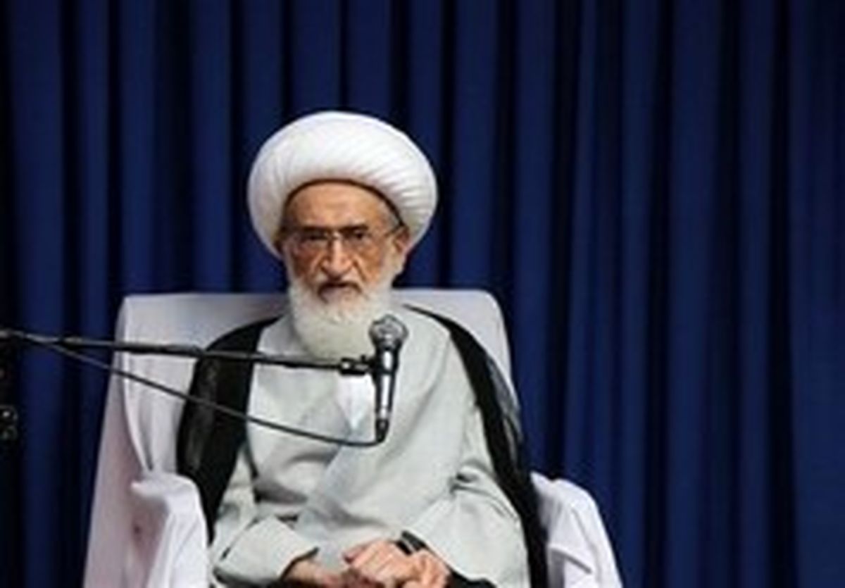نوریهمدانی: مردم در ۲۲ بهمن حضور پرشوری خواهند داشت