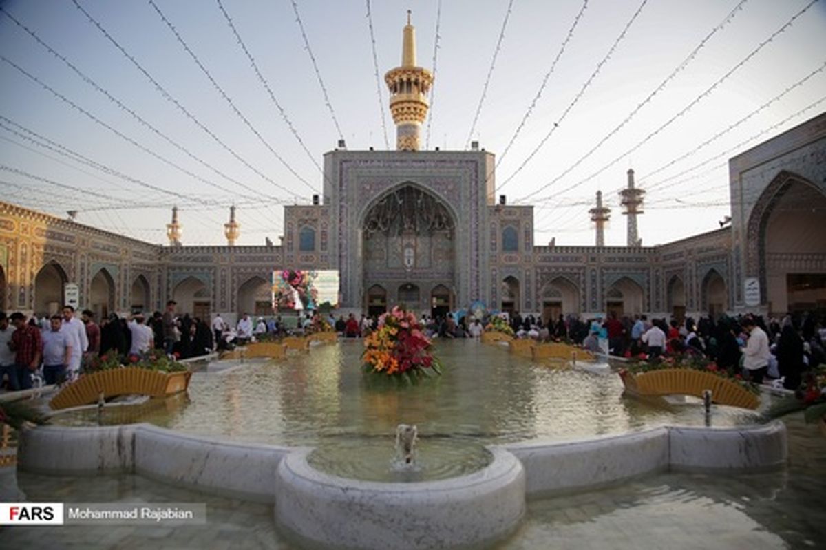 تصاویر: حال و هوای حرم مطهر رضوی در ایام میلاد امام رضا (ع)