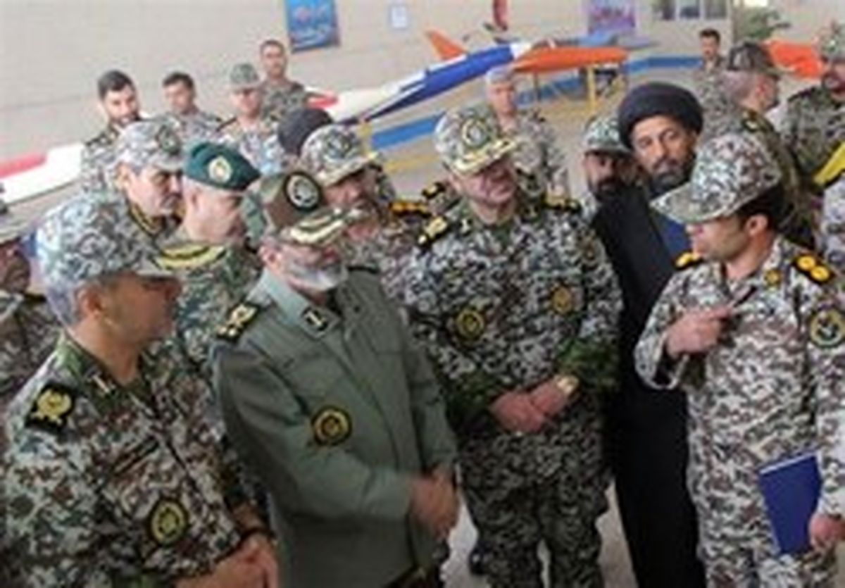 بازدید فرمانده کل ارتش از منطقه پدافند هوایی شمال شرق