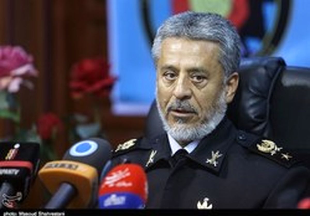 دریادار سیاری: استعمار «فرا نو» دنبال تصرف افکار جوانان است