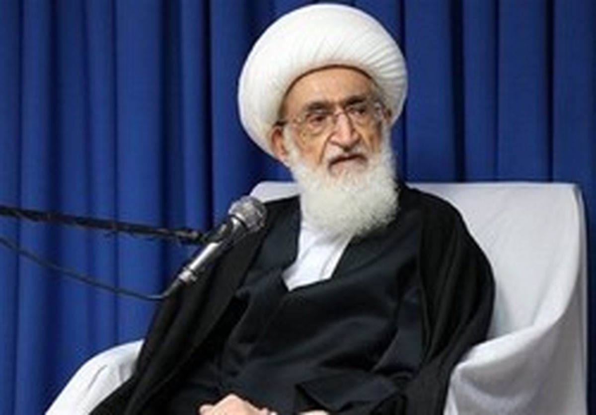 نوریهمدانی: دشمن به دنبال جدایی حوزه و دانشگاه است