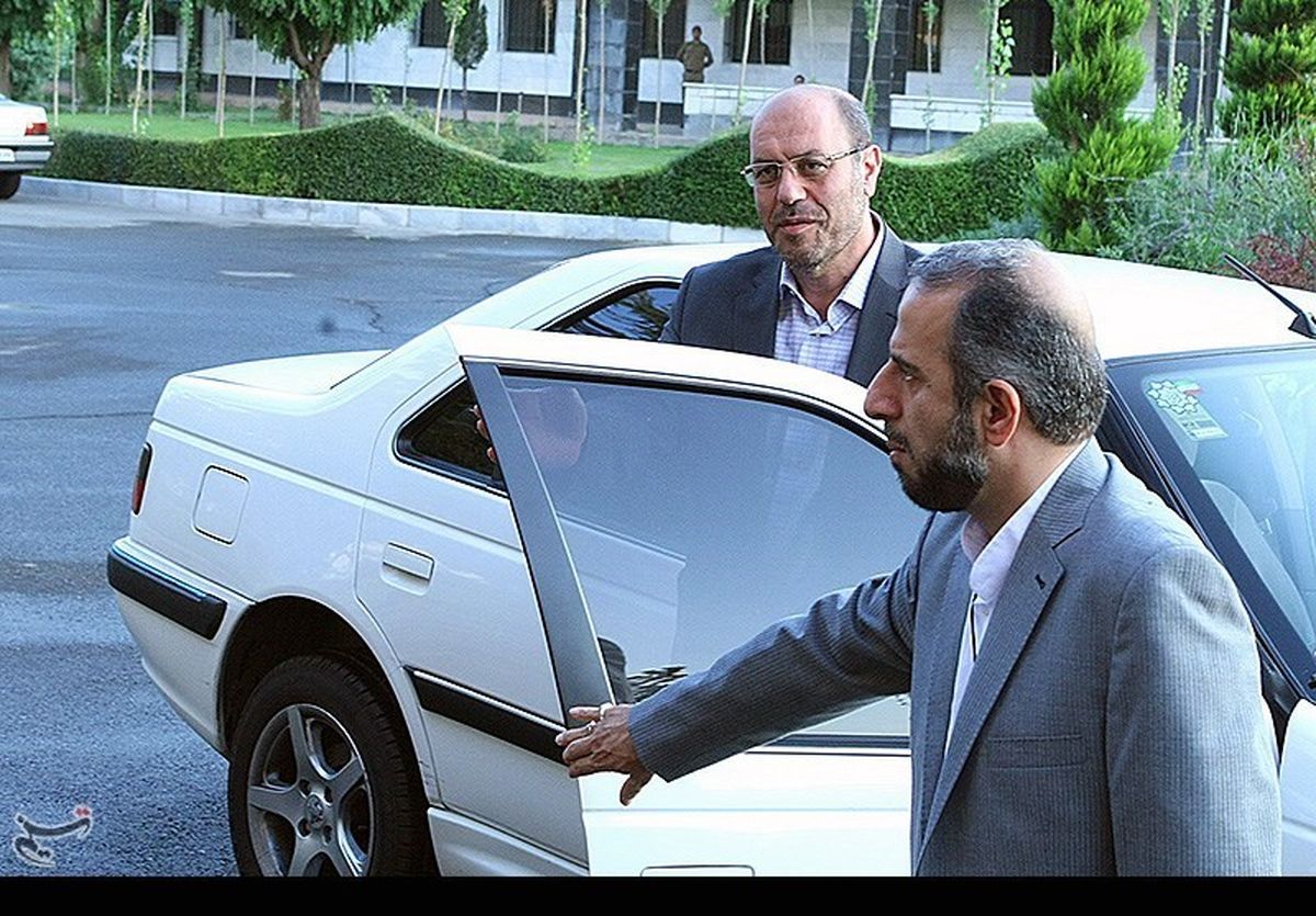 تصاویر/ حضور وزیر دفاع در محل کار