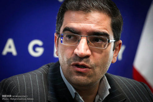 قاضی‌زاده هاشمی: اصلاح‌طلبان نگران میز و منصب‌شان هستند