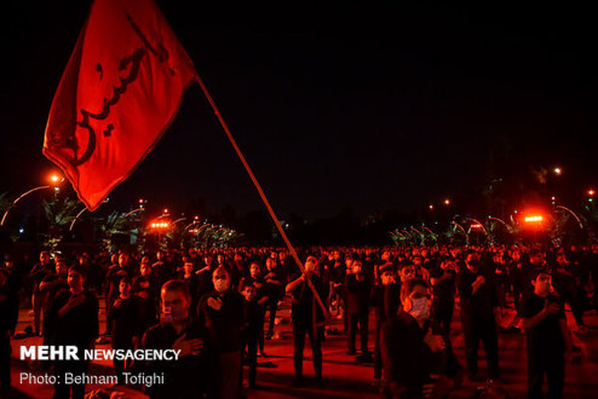 تصاویر: عزاداری شب هشتم محرم هیئت مکتب الزهرا(س)