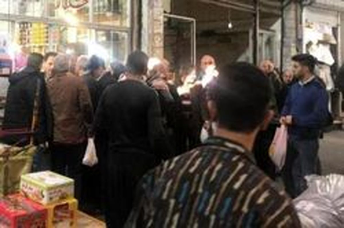 صف خرید پسته ۲۰۰هزار تومانی در بازار تهران!  +عکس