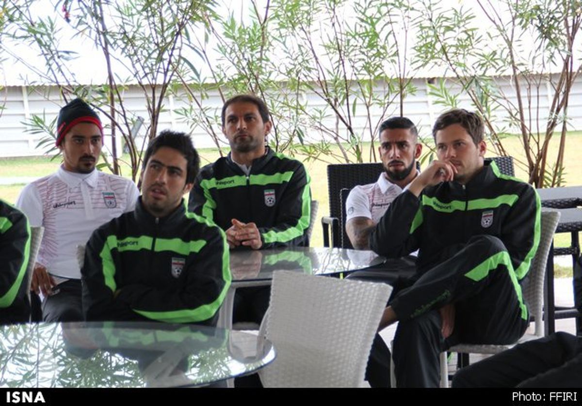 جلسه‌کی‌روش‌بابازیکنان‌درهوای‌آزاد/عکس