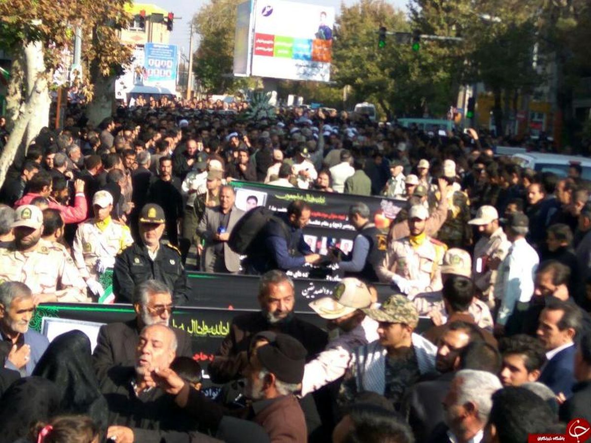 تشییع پیکر شهدای مرزبانی هنگ مرزی خوی +تصاویر