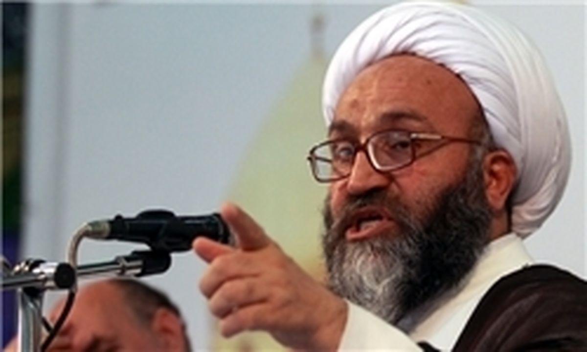 دست برخی مسئولان به قاچاق آلوده است