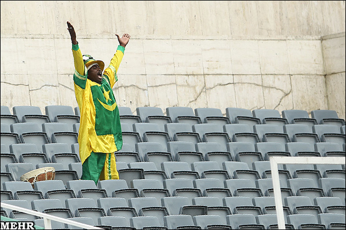 عکس/ تنها هوادار موریتانی در آزادی