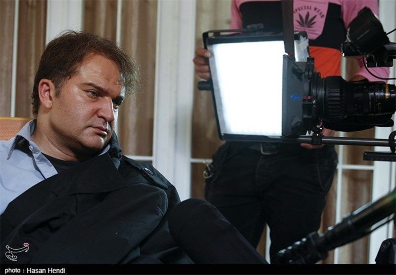 عکس/ اردلان تمجید در پشت صحنه مادرانه