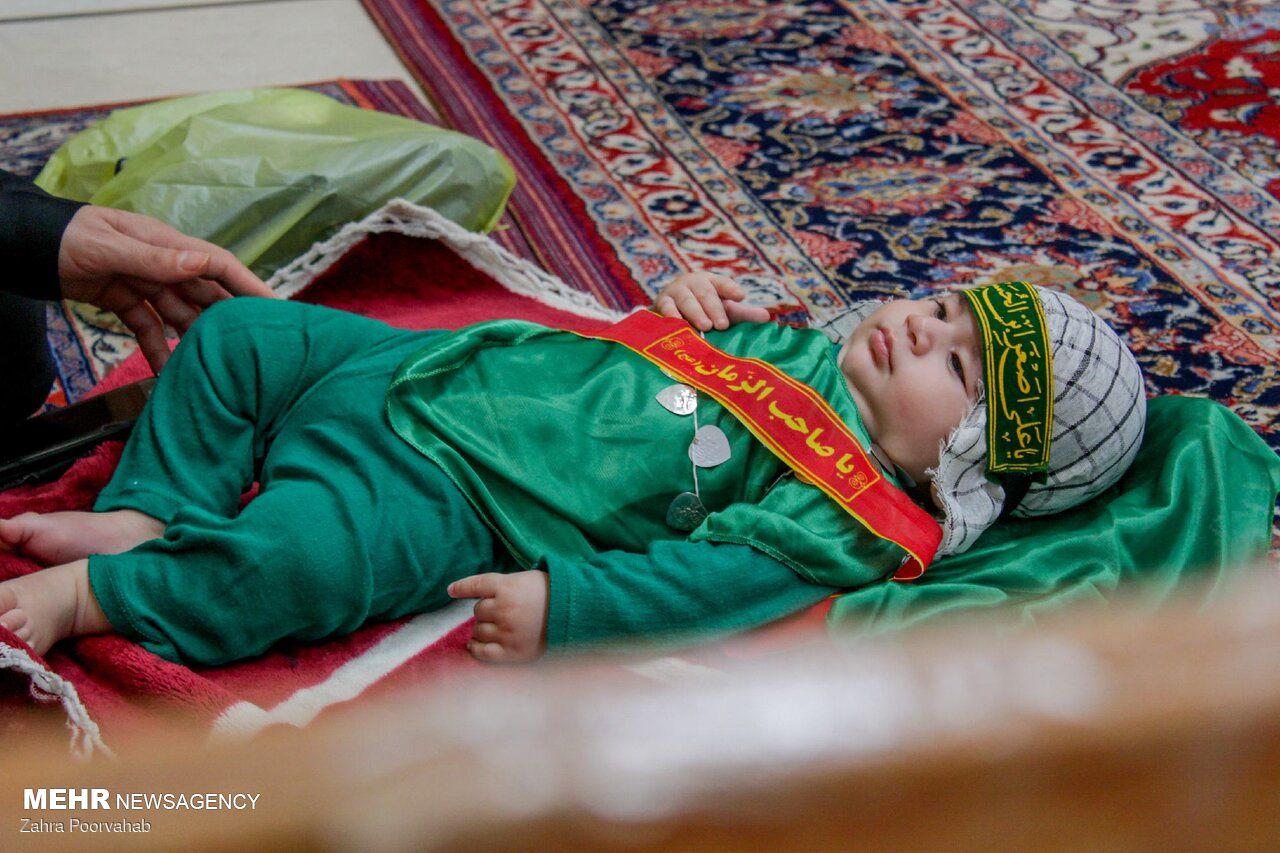  مراسم شیرخوارگان حسینی در حرم مطهر رضوی