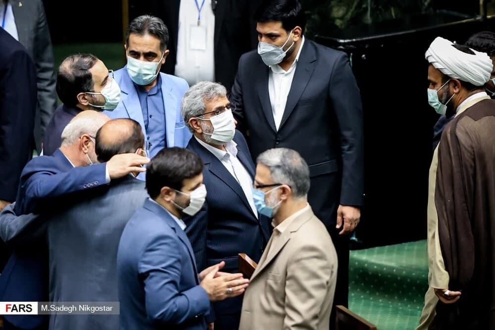 خوش‌وبش صمیمانه‌ سردار قاآنی با مقامات جبهه مقاومت +فیلم