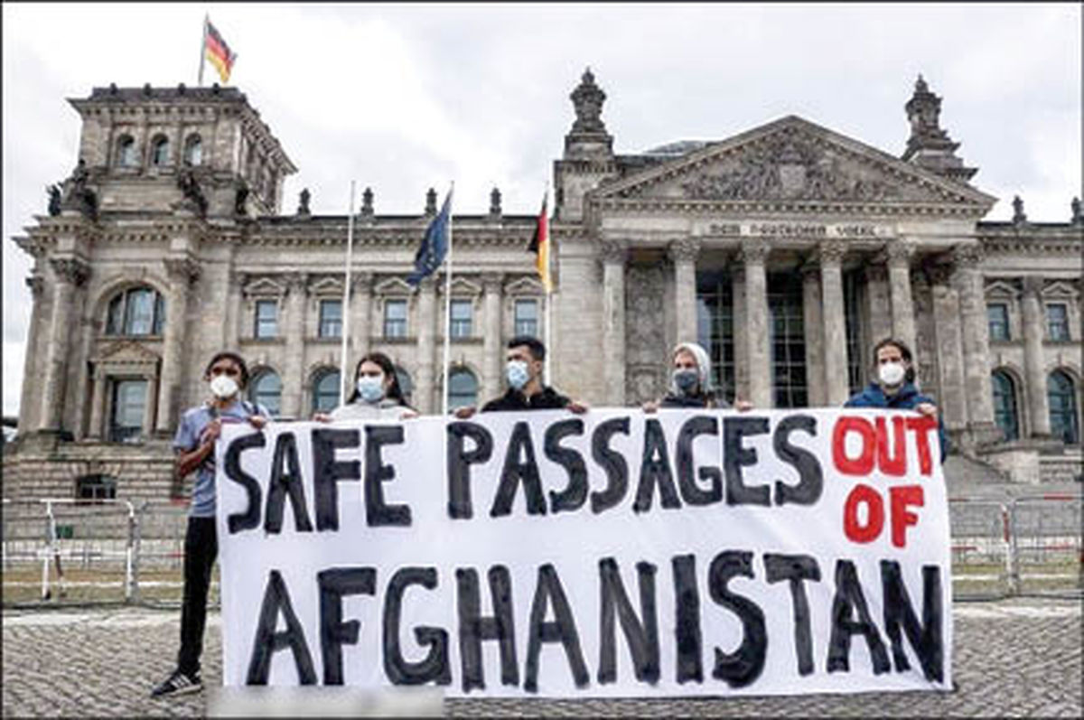 مشروبات آلمانی بالاتر از جان افغانستانی! +عکس