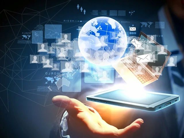 5 مزیت استفاده از خدمات آنلاین به جای روش‌های سنتی