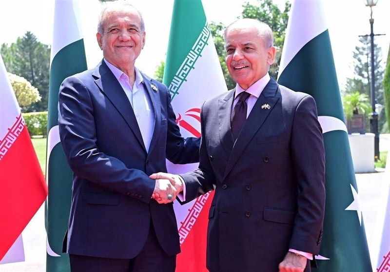 پزشکیان: روابط راهبردی تهران و اسلام‌آباد وارد فاز جدیدی از اعتماد تاریخی شد