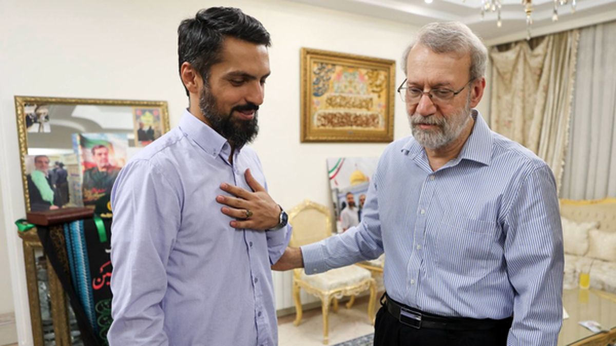 دیدار لاریجانی با خانواده‌ سردار شهید ربانی