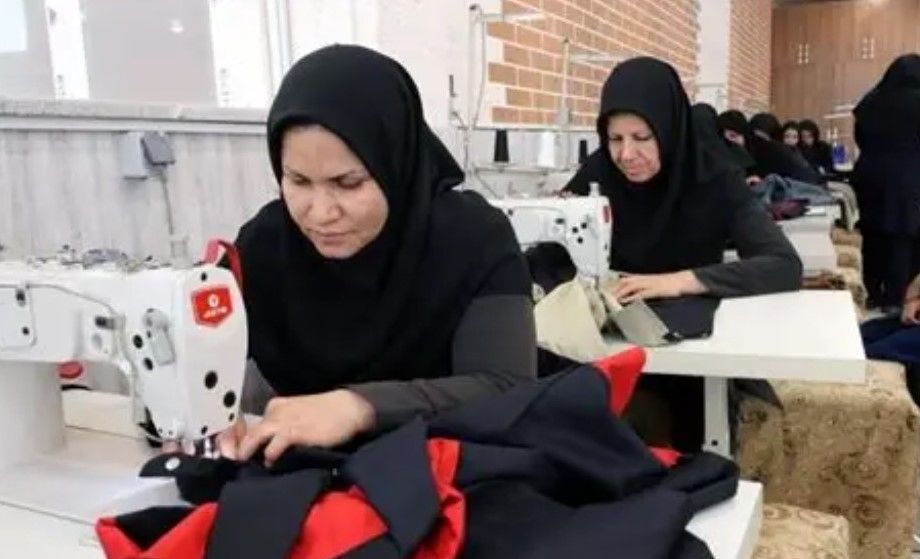 ثبت نام وام یارانهای اشتغال مهر ۱۴۰۴ | فرصت طلایی برای زنان سرپرست خانوار