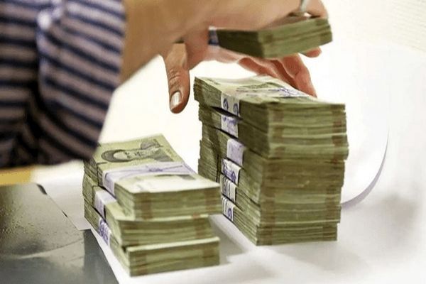 عدد عجیب حقوق کارمندان در ۱۴۰۵ | افزایش ۵,۰۰۰,۰۰۰ تومانی حقوق این کارمندان