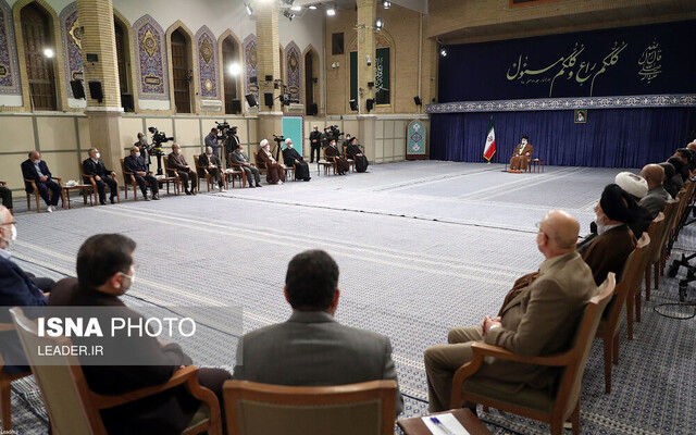 روایتی از دیدار اعضای شورای انقلاب فرهنگی با رهبر انقلاب