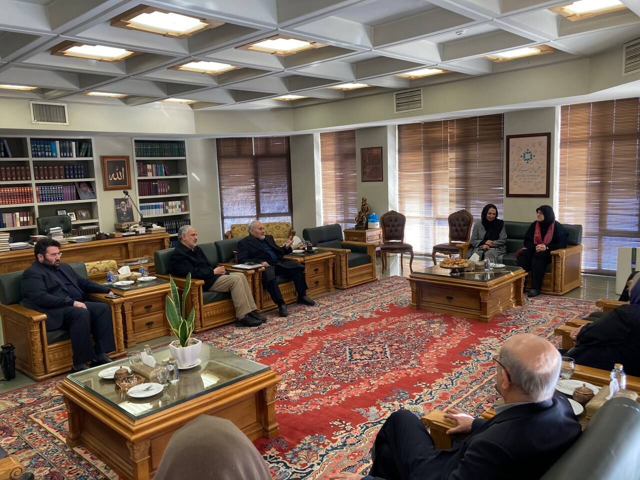 سخنگوی دولت: هیچ جامعهای از قامت اندیشهاش بالاتر نخواهد رفت