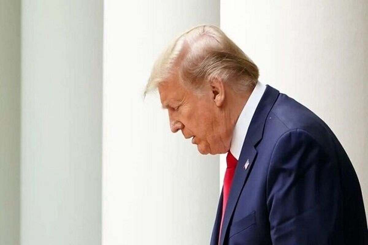 عکسی عجیب که ترامپ قبل از شروع مذاکرات منتشر کرد