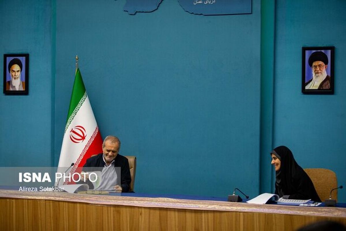 پزشکیان در جلسه شورای عالی مسکن: برای ساخت مسکن محرومان با مشارکت خیرین و مردم اقدام خواهیم کرد