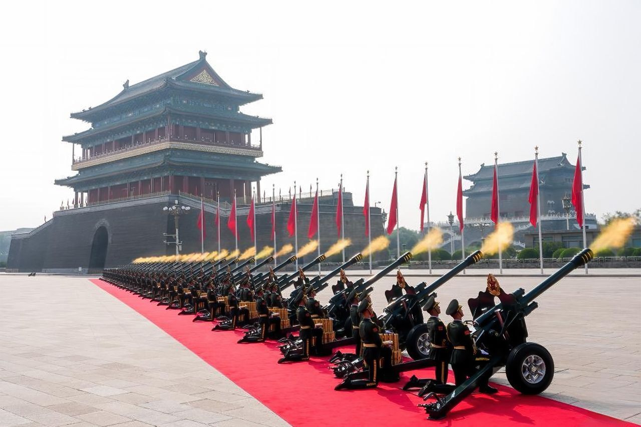 تصاویر رونمایی چین از شکارچی ماهواره معروف