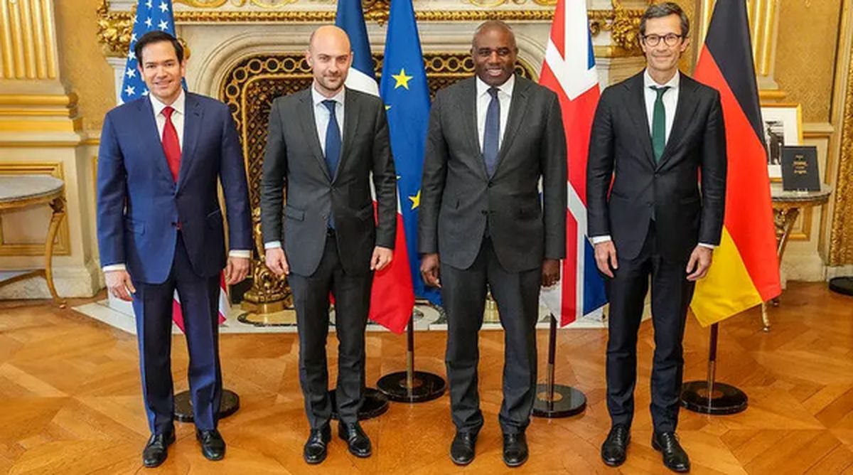 گفتگوی وزرای خارجه آمریکا و تروئیکای اروپایی درباره ایران