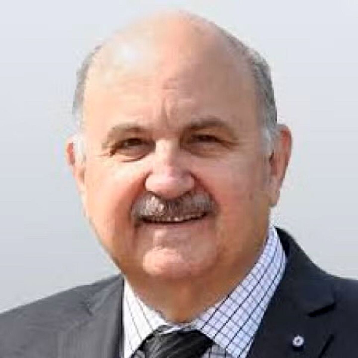 عقب‌نشینی واشنگتن از مسیر تقابل با تهران 