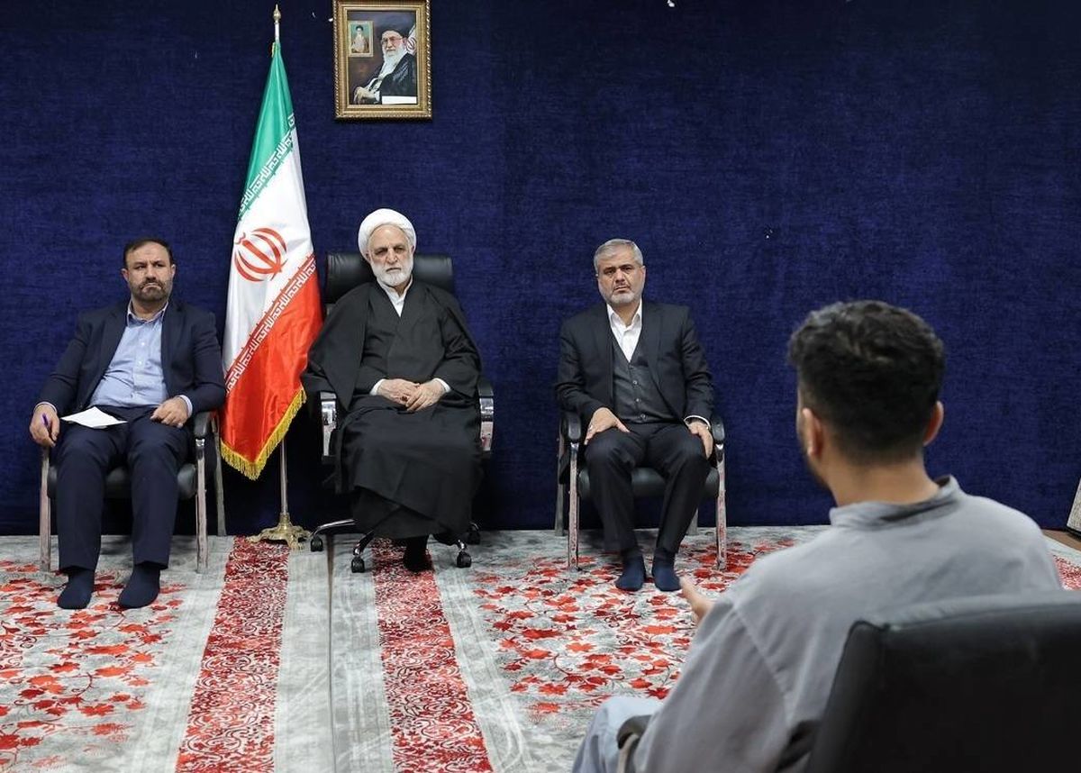 دستور اژه‌ای برای محاکمه سریع عناصری که در خیابان‌ها سرِ مردم را بریدند یا آدم سوزاندند