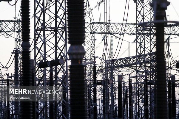 تورم ۷۰ درصدی برق در پاییز ۱۴۰۴
