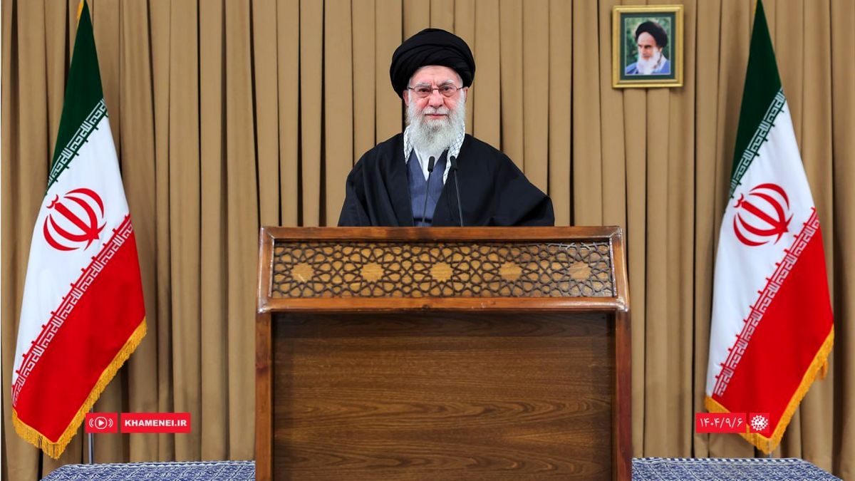 رهبر انقلاب اسلامی: بسیج یک حرکت ارزشمند ملی است