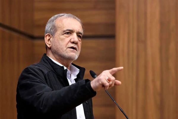 پزشکیان به اصلاح‌طلبان و امریکا باج نداد