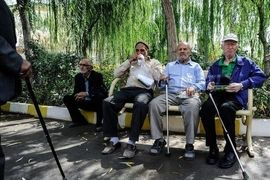 آغاز شارژ شبانه حساب بازنشستگان | روش های استعلام فیش حقوق بازنشستگان