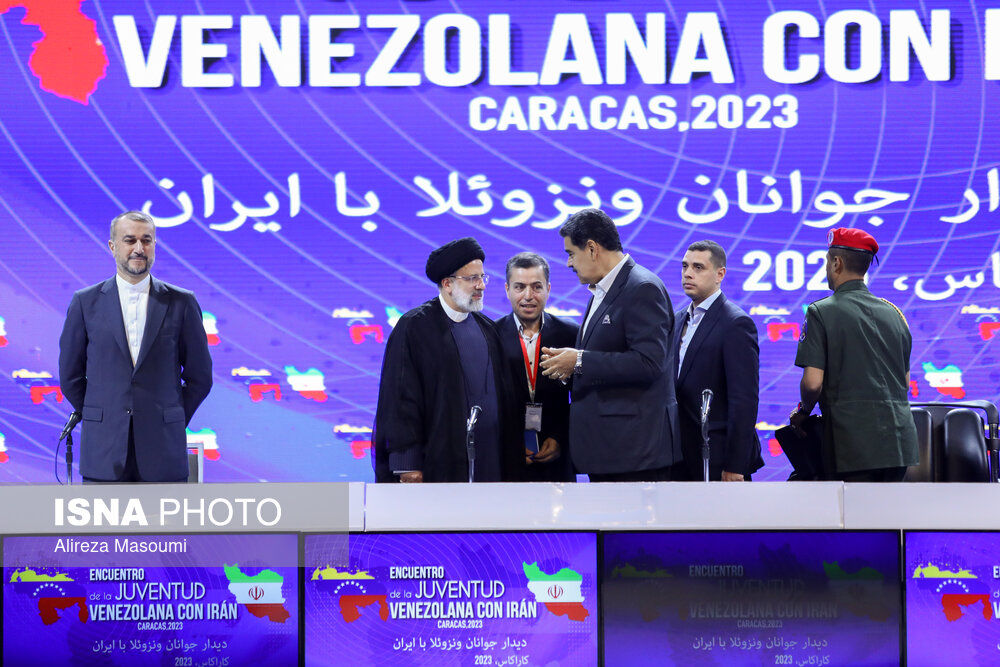 تصاویر: دیدار رئیس جمهور با نخبگان، دانشجویان و فناوران ونزوئلایی