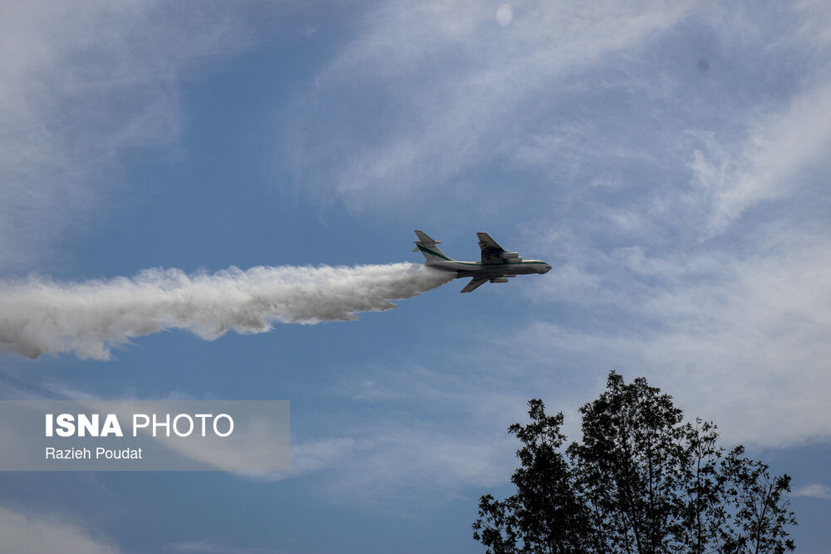 مهار حریق بندر رجایی تا چند ساعت آینده