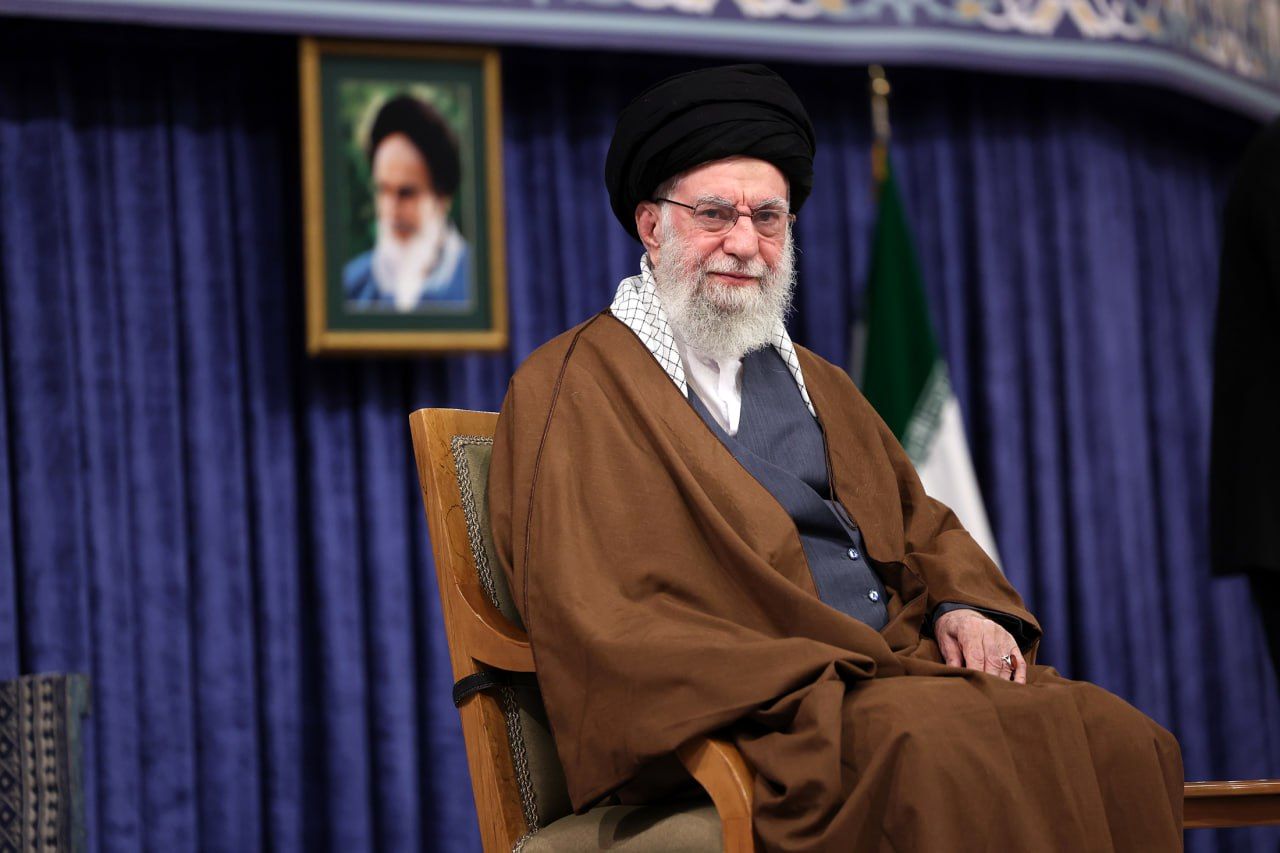 تحلیل رهبر انقلاب از یاوهگوییهای رئیسجمهور آمریکا در فلسطین اشغالی