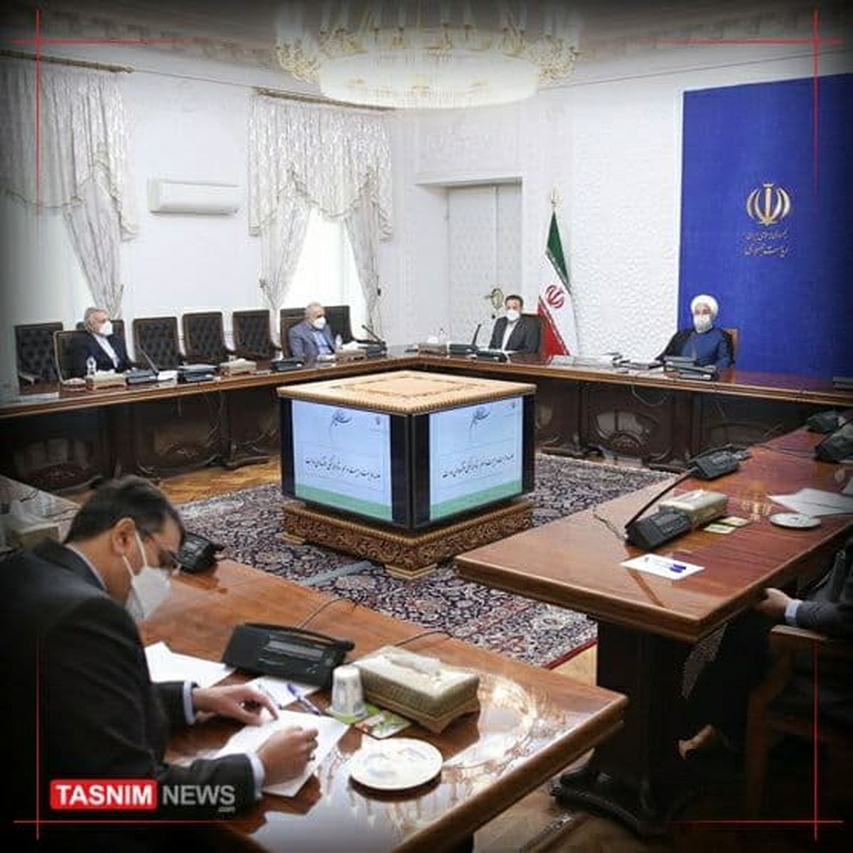 غیبت همتی در جلسه ستاد اقتصادی دولت