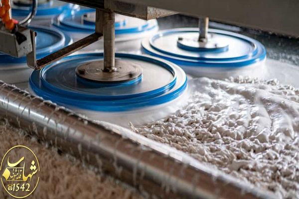 شستشوی فرش دستباف در خانه یا قالیشویی؟